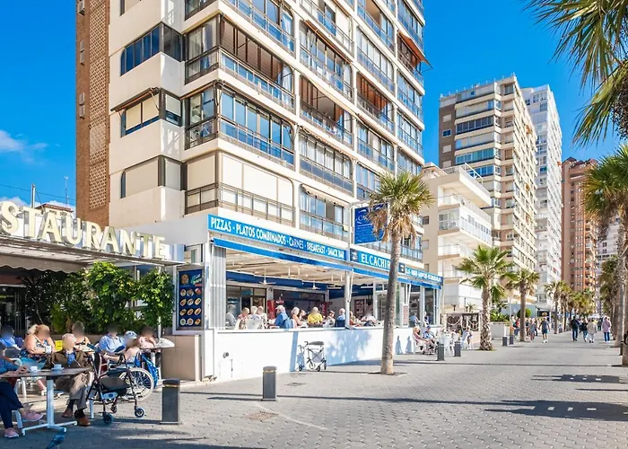 Cachirulo Deluxe 13-b Levante Apartment *