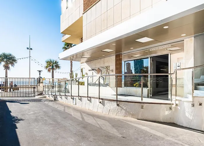 Cachirulo Deluxe 13-b Levante * Benidorm